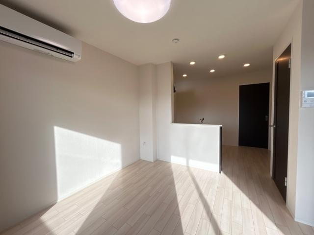 チャーム・ツートンBの居間・リビング|リビング