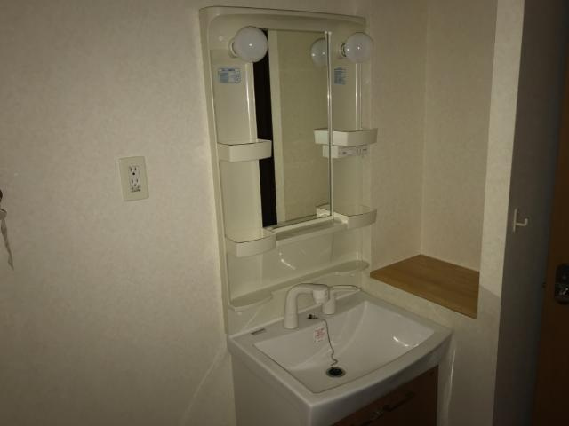 クリエイトⅡの洗面所|洗髪洗面化粧台