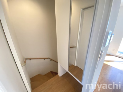 【玄関】 | ピース・シリウスB