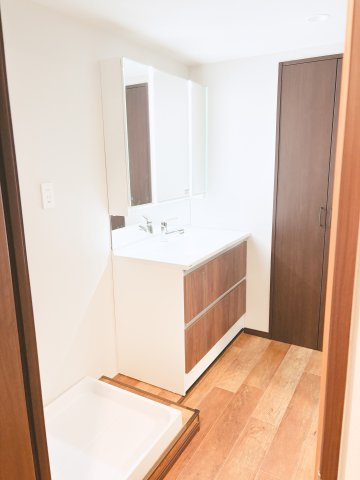 【独立洗面台】