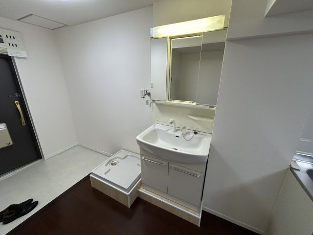 田中マンションの洗面所