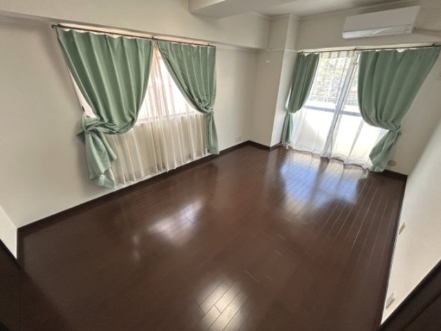 田中マンションの寝室