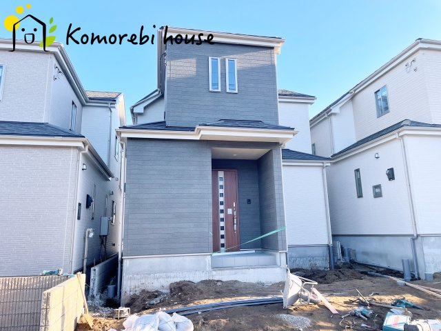 北本市宮内　2期　新築一戸建て　ハートフルタウン　Bの外観|木目調や石目調のサイディングが優しい風合いを生み、街並みにしっくり馴染む外観に。自然な表情を楽しみながら、耐候性にも優れた、長く愛せる新築住まいです。