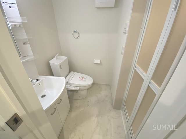 KEIAI RESIDENCE 東大宮の洗面所|2点ユニットパウダールーム