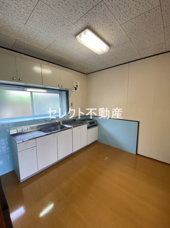 【居間・リビング】 | 山田貸家(平山新町)