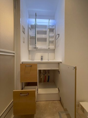 【洗面所】 | Alivis北梅田