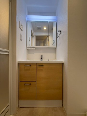 【洗面所】 | Alivis北梅田