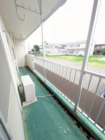 ヴィラナリー上越Ⅱのバルコニー