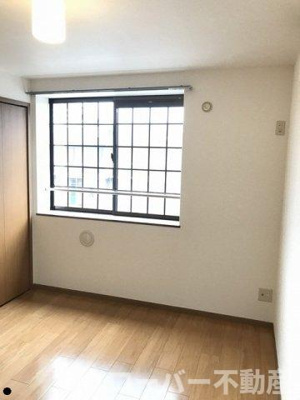 【内装】 | マンダリーナ