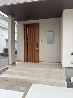 【居間・リビング】 | 安佐南区上安2（AL上安駅）全3棟　NO2 | 20.13帖リビング☆対面式のキッチンでリビングが見渡せるので、お子様やご家族の様子が見えて安心です♪