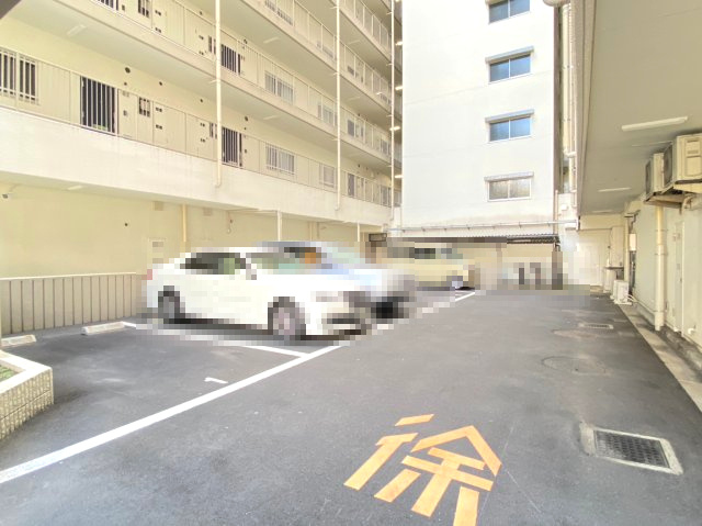 【成約済】香里日光ハイツの駐車場|現在、駐車場に空きはございません（2025.09現在）