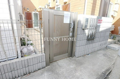 【エントランス】 | サークルハウス三宿弐番館