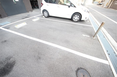 【駐車場】 | エスリード阿波座ラグジェ