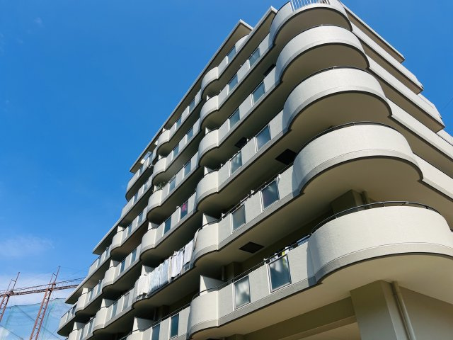 万葉ハイツ舞子の外観