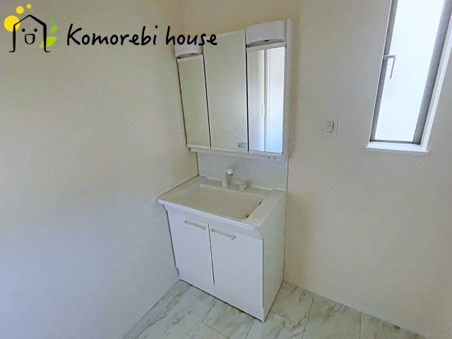 北本市宮内　2期　新築一戸建て　ハートフルタウン　Cの独立洗面台|12/18　撮影済み