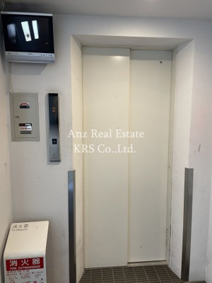 【ロビー】 | 匠空ＫＹＯＭＡＣＨＩＢＯＲＩ | エレベーターは防犯カメラが付いているので、安心です♪