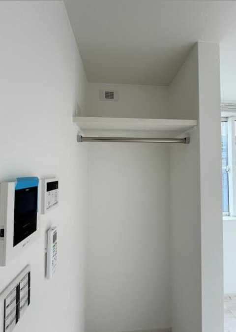 Chocolat maison　築浅　駅近　浴室乾燥機　の収納