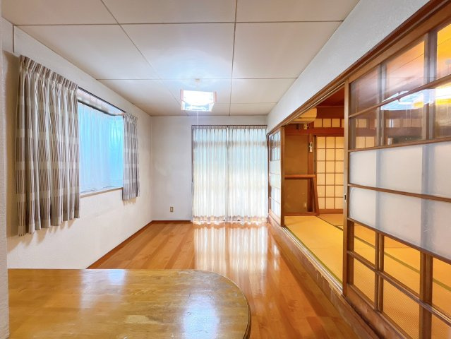 【居間・リビング】 | 前橋市北代田町　中古住宅