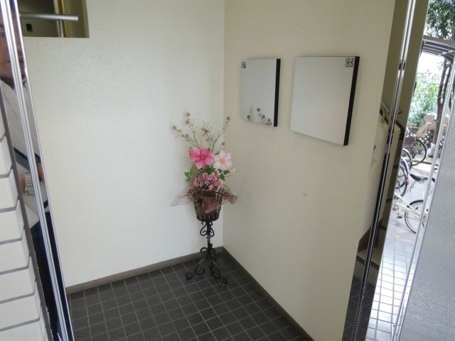 カルクス白山のエントランス
