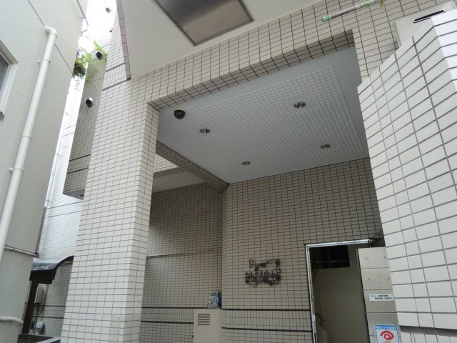 カルクス白山のエントランス