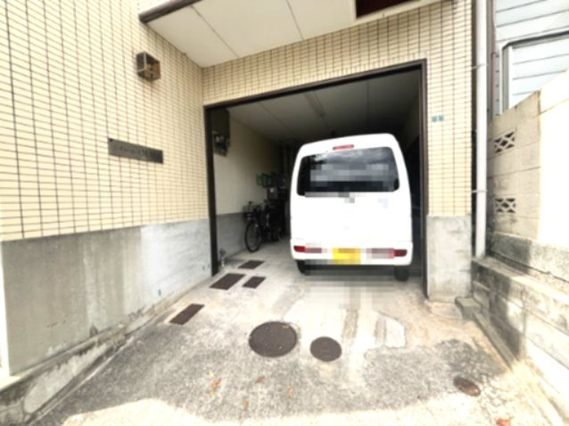 シティコート摩耶の駐車場