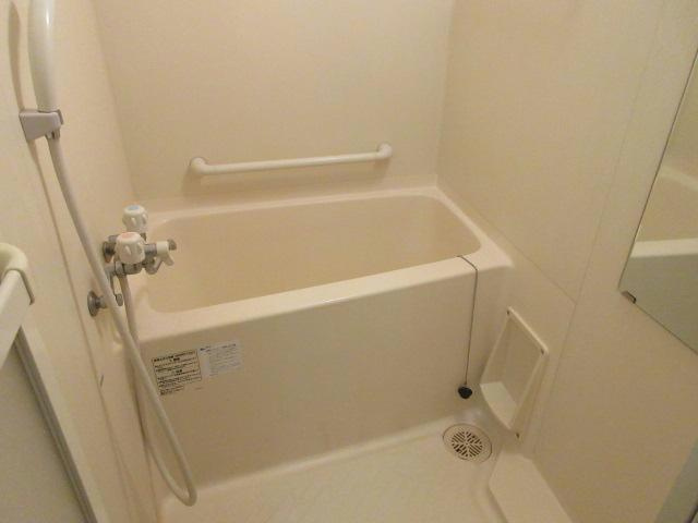 リバー1233の浴室