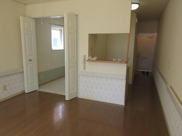 リバー1233の居間・リビング