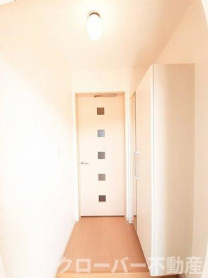 【玄関】 | メゾンハナブサⅡ