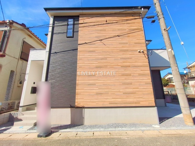 越谷市大沢 新築分譲住宅の外観