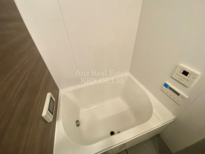 【浴室】 | アーバネックス京町堀 | 浴室TV付き♪疲れた日には湯船に浸かってリラックス♪