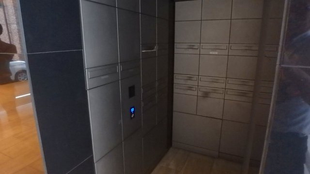 ライオンズ浅草橋ミレスのロビー