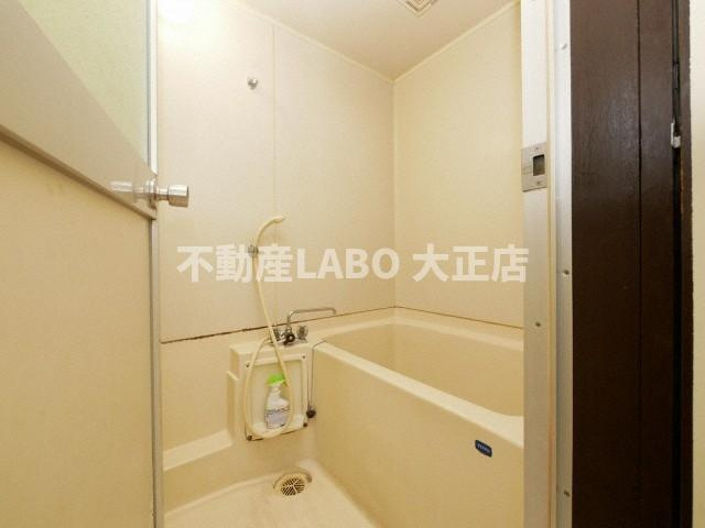 ファーストマンションの浴室