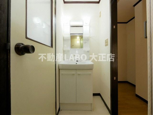 ファーストマンションの洗面所