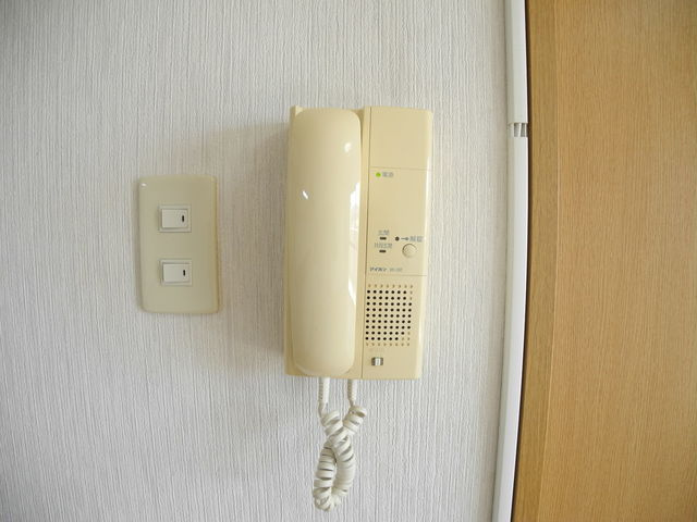 ルネス・トウワのセキュリティ|※室内画像は別号室のもの