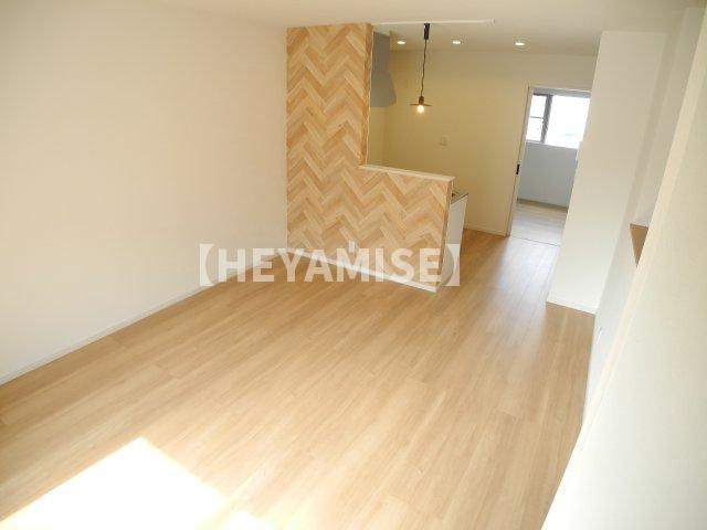 ハイツタカシマⅢの居間・リビング