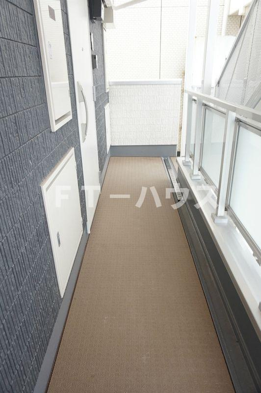 リブリ・ヨシキのロビー