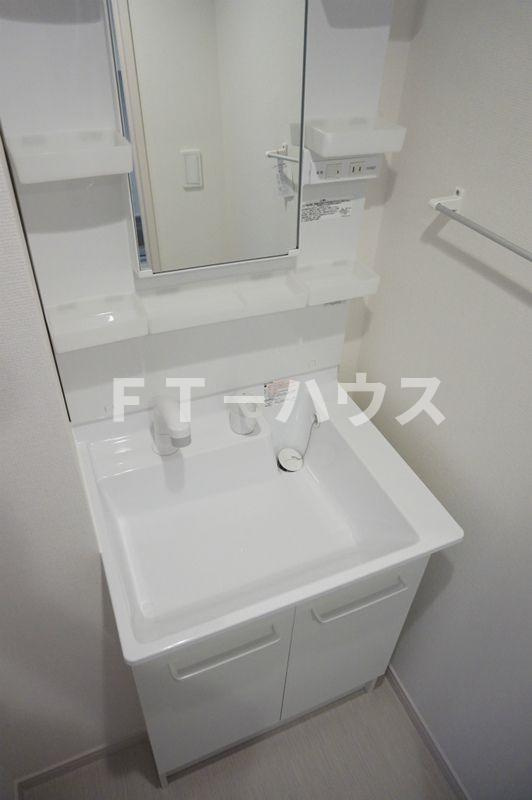 リブリ・ヨシキの独立洗面台