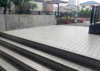 【内装】 | メゾン・ド・ノア元横山 | 共用部分は、一棟の建物に住む区分所有者全員が共同で所有するとし、共用部分の管理、補修などは、区分所有者で形成される管理組合が行います。個人の判断で勝手に変更することはできませんので覚えておきましょう。