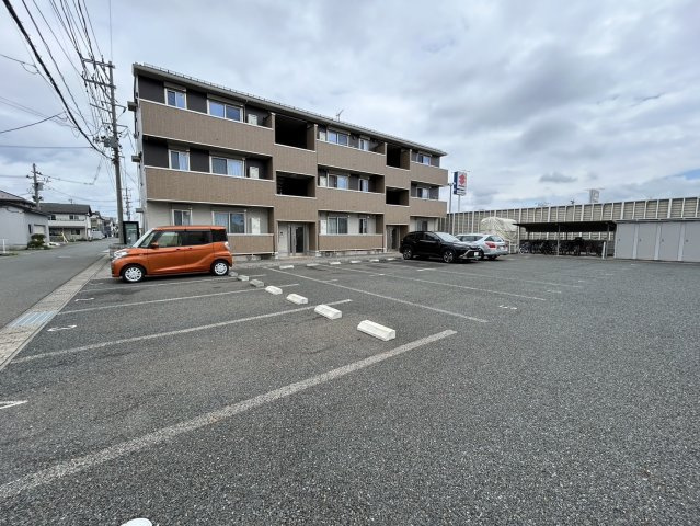 メイユールＭＳ Ⅲの駐車場