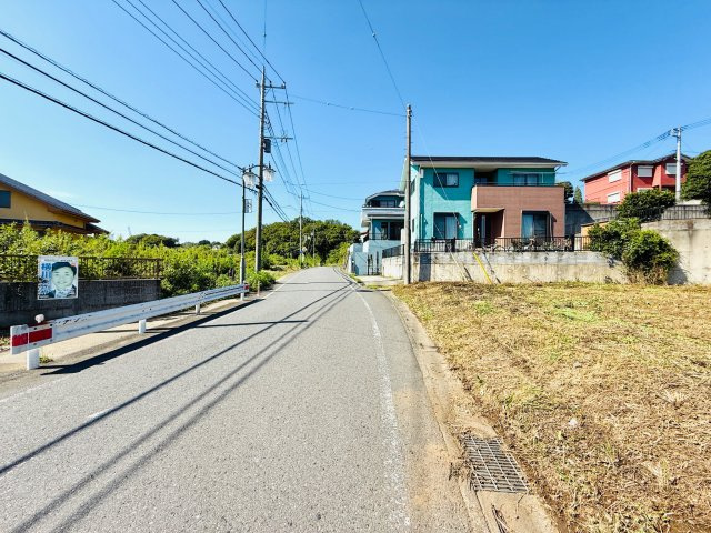東松山市大字松山　土地625坪の前面道路含む現地写真