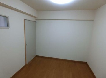【寝室】 | 中野88ビル | きれいなフローリング。