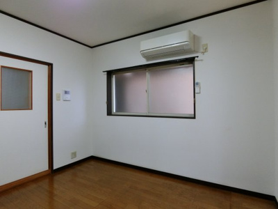 【居間・リビング】 | 泉大津市西港町貸家