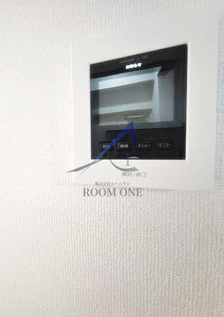 榎本マンションのセキュリティ|モニター付インターホンです。