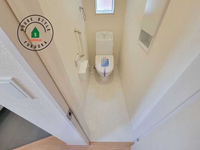 福岡市東区美和台6丁目第1-1棟（1号棟）のトイレ|温水洗浄便座を完備しております。2ヶ所にトイレがあるのは朝の慌ただしい時間も安心です。