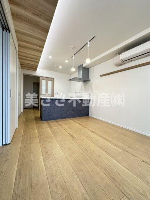 【居間・リビング】 | Autumn Grace M