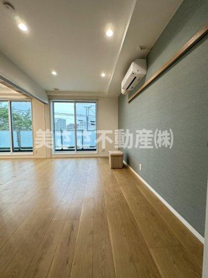 【洋室】 | Autumn Grace M