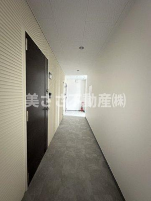 【ロビー】 | Autumn Grace M