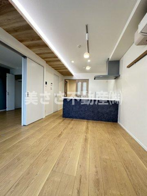 【居間・リビング】 | Autumn Grace M