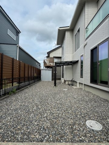 羽島市舟橋町宮北三丁目戸建の庭