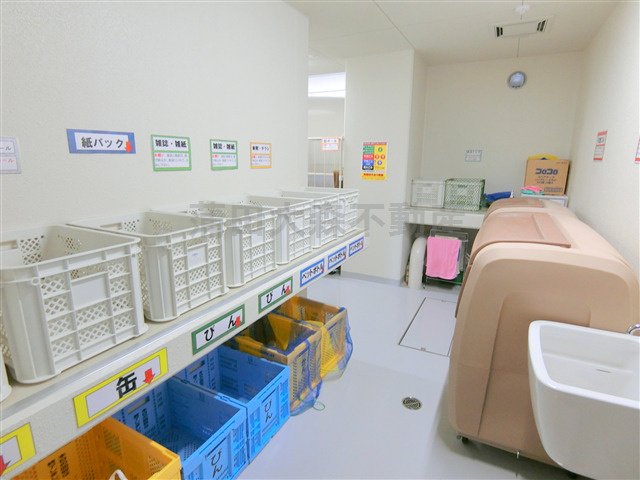 グランシャリオ羽田のその他共用部分|曜日時間関係なくゴミ出し可能な敷地内ゴミ捨て場！